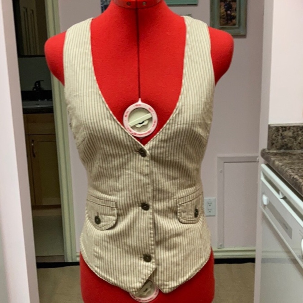 Route 66 Vintage tan and white pinstripe vest brass buttons size small